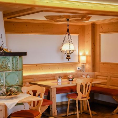 Landhotel Schellenberg ユーバーリンゲン エクステリア 写真